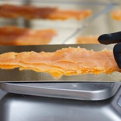 Filet Entier de Truite fumée tranché SANS peau